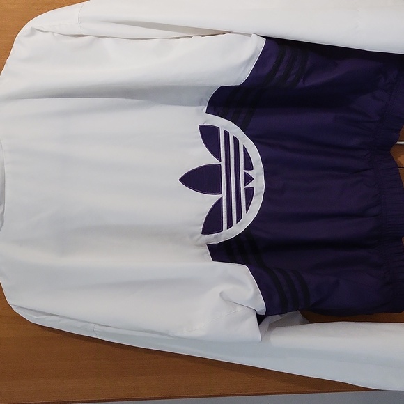 Ladies Vintage Addidas wind breaker. - Picture 10 of 11